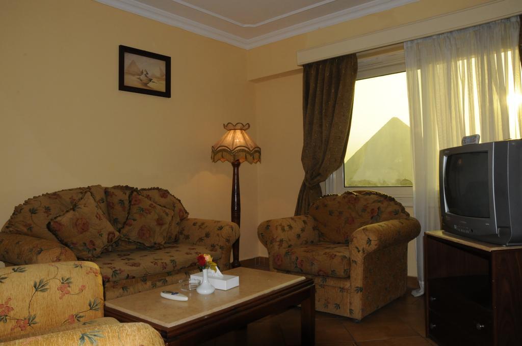 Tiba Pyramids Hotel Giza المظهر الخارجي الصورة